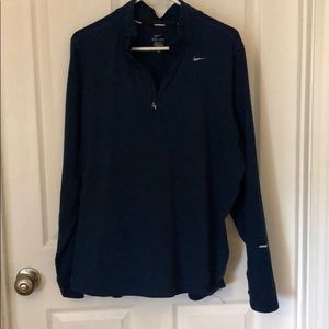Men’s Nike pullover dri fit size XL